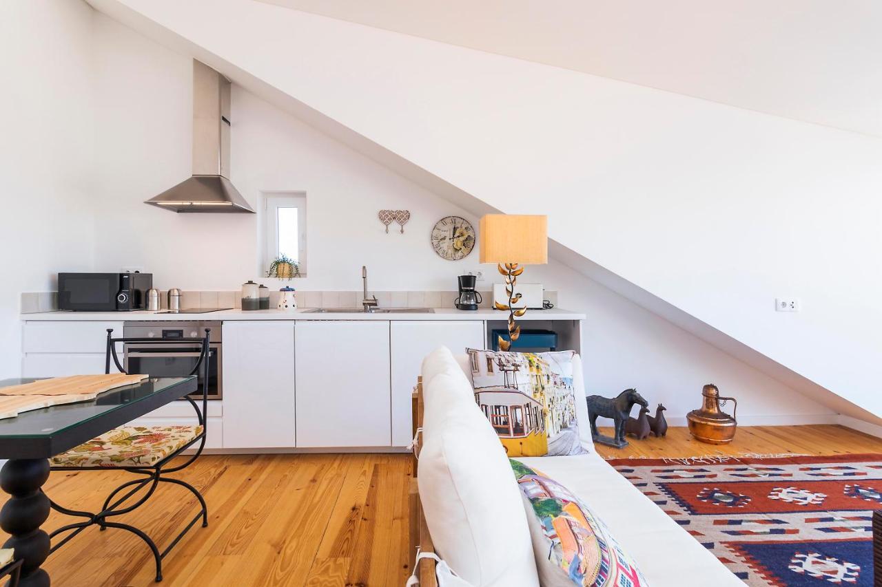 Lusitano Floor Apartment *